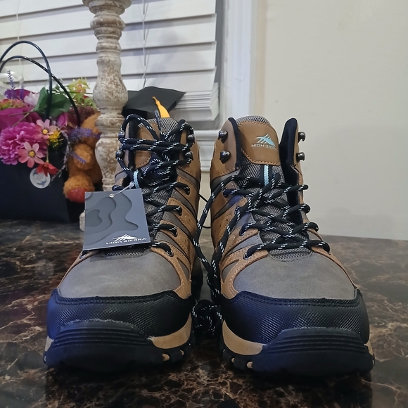 High Sierra Hiking/Adventure Comfort/Athletic Fall Boots Size 8.5 for Women - Picture 2 of 8